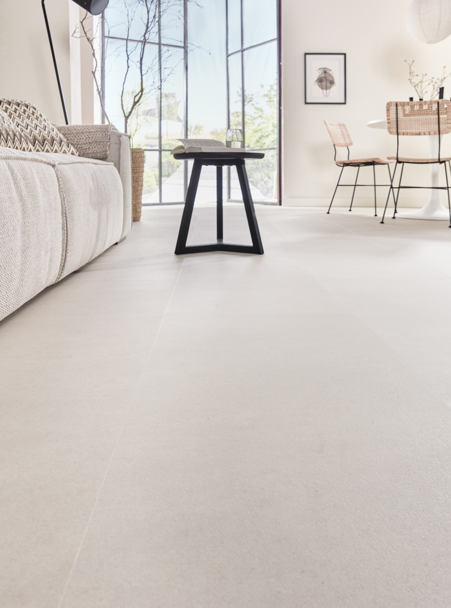Floer - Tegel PVC - Betonlook Zand - PVC Plak - Afbeelding 6