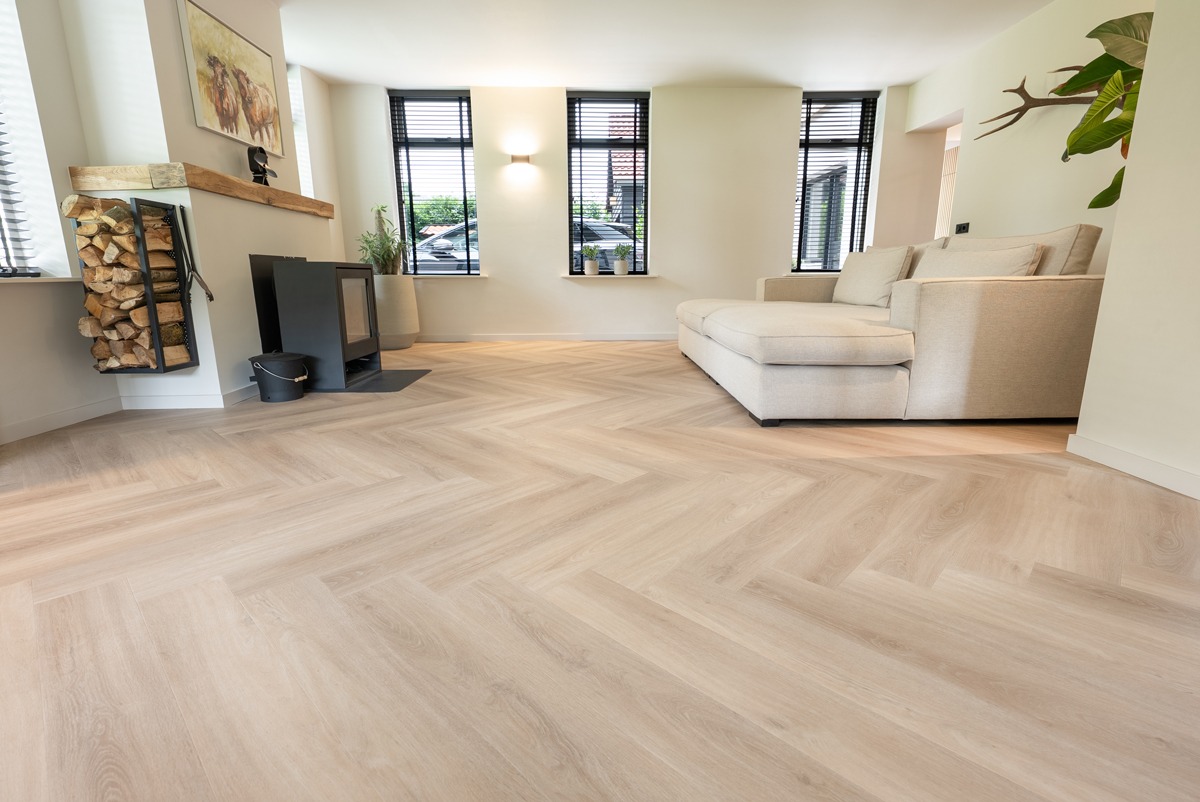 Floer Walvisgraat PVC – Orka Onbehandeld 2.0 - PVC Plak - Afbeelding 4